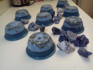 Orgonite hand energy sodalite blu, beeswax, metals, and this wonderful mineral.