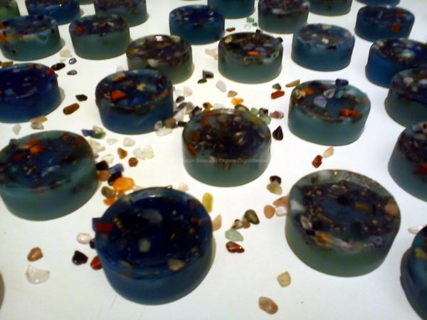 Orgonite Microgrenade brasil mix, beeswax and mix of minerals from Brasil, metals.