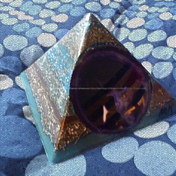 Pyramid Orgonite Space Mother, beeswax, crystals minerals and metals, no plastic epoxy