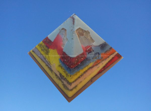 Pyramid orgonite Selene Mirror, beeswax, quartz amethyst, hyalin laser quartz, shungit, selenit and metals