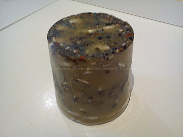 Orgone Orgonite Gardenbuster 02, beeswax minerals and metals
