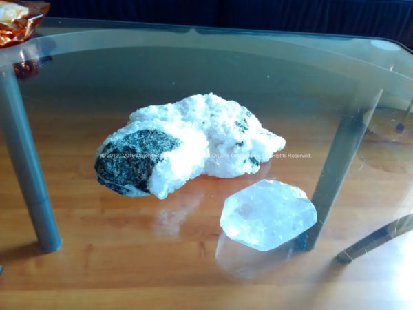 Marek Pyramid orgonite 24 cm, crystal of quartz, datolite, pyrite, beeswax and metals