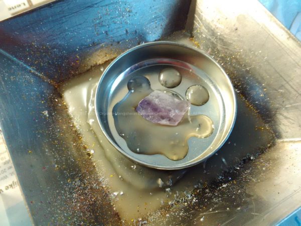 Orgonite pyramid Full Amethyst 12 cm 003, beeswax metals and amethyst quartz (2).