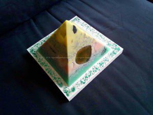 Indigo - Piramide Orgonite Special 17 cm 04