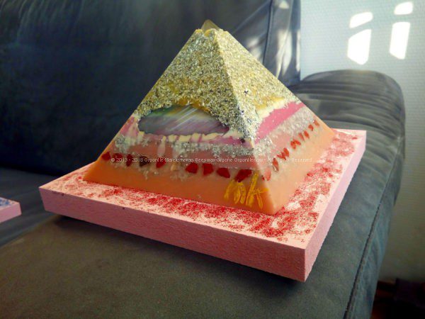 Weather Map - Piramide Orgonite Special 17 cm 02