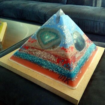 Pyramid orgonite Khufu category