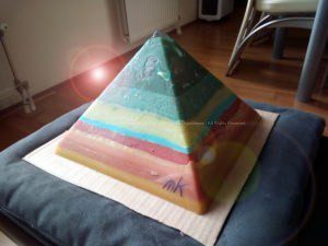 Election Day 24 cm pyramid orgonite