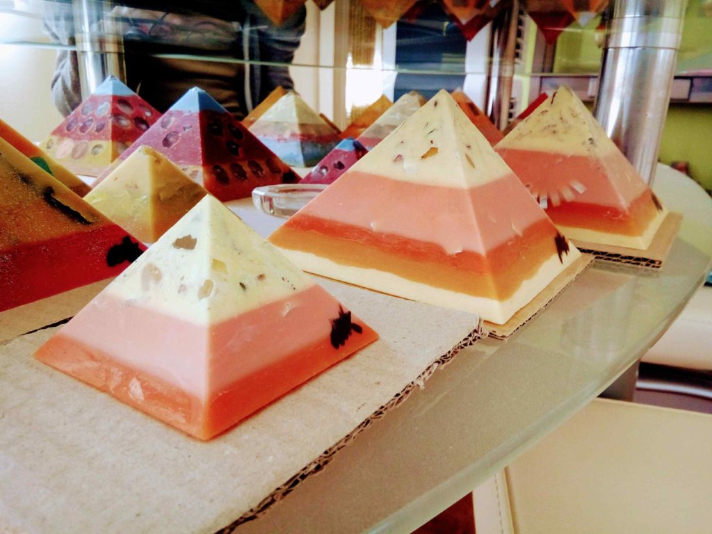 Quartz Cave - Giza pyramids orgonite set beeswax