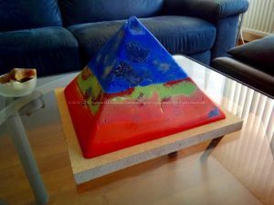 Stugeon Moon 24 cm beeswax pyramid orgonite