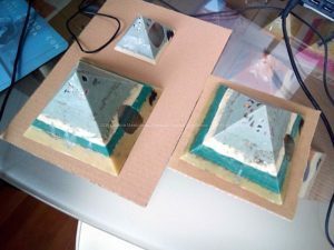 Amon Gizah pyramids orgonite set