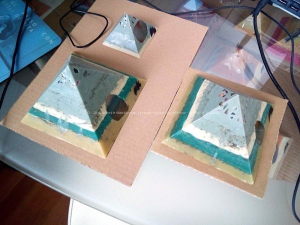 Amon Gizah pyramids orgonite set